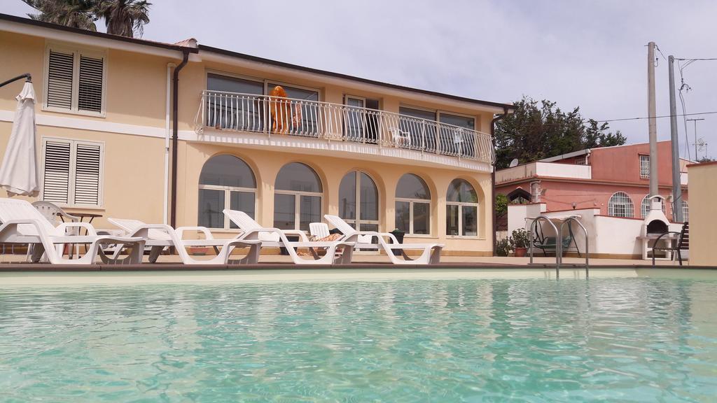 Isola Del Sole Apartment Syracuse Ngoại thất bức ảnh
