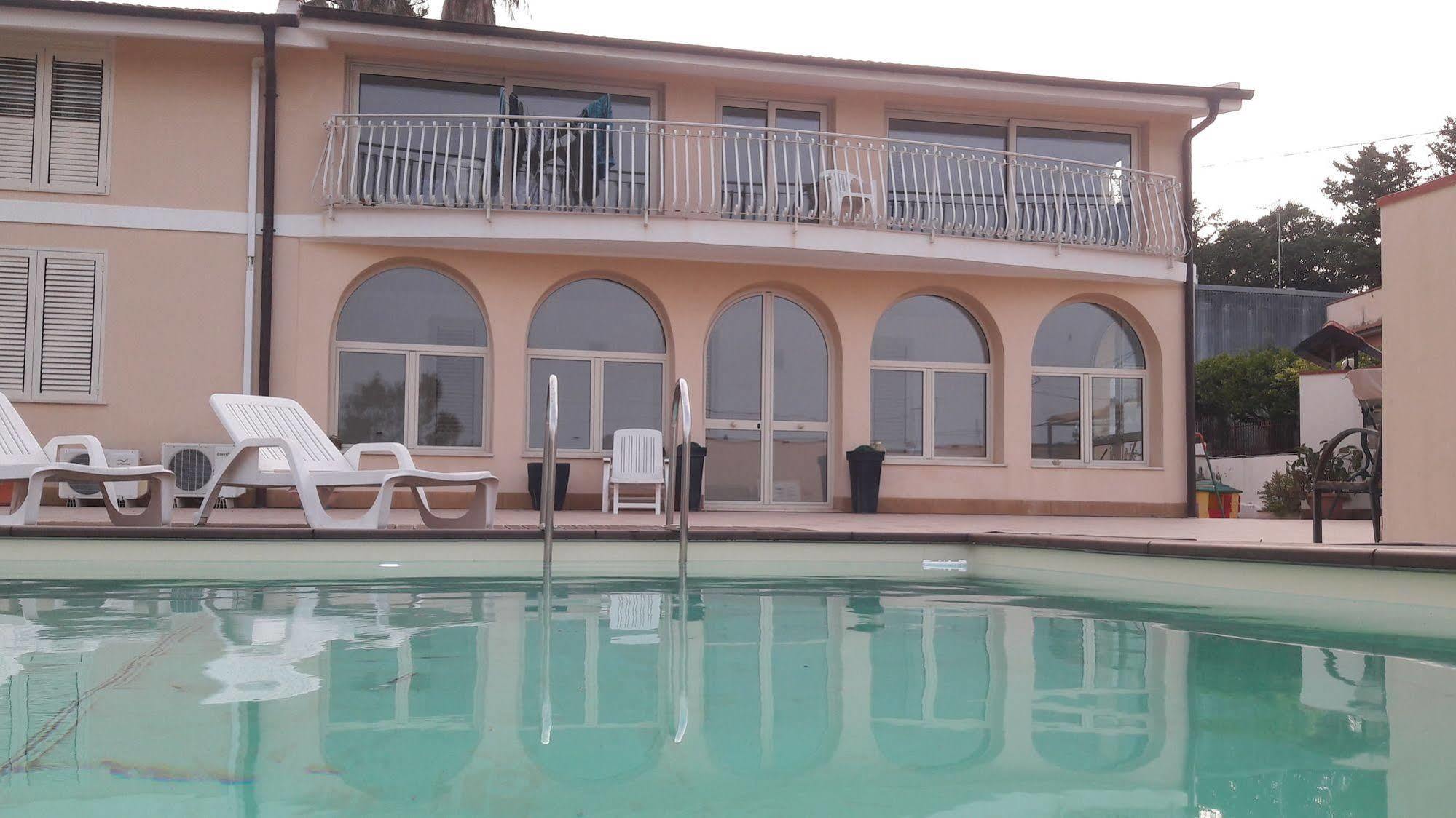 Isola Del Sole Apartment Syracuse Ngoại thất bức ảnh